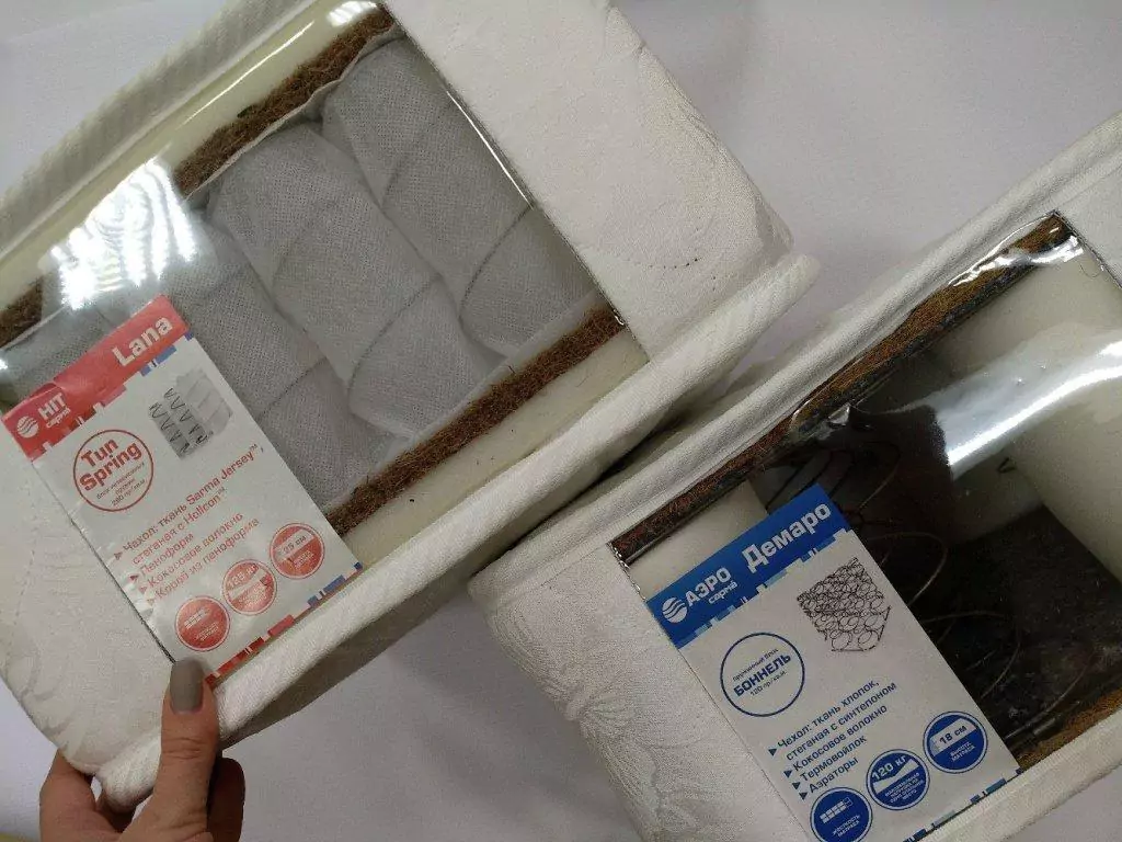 Матрасы отличаются пружинным блоком. Он может быть зависимым и независимым сравнение матраса по блоку зависимых и независимых пружин